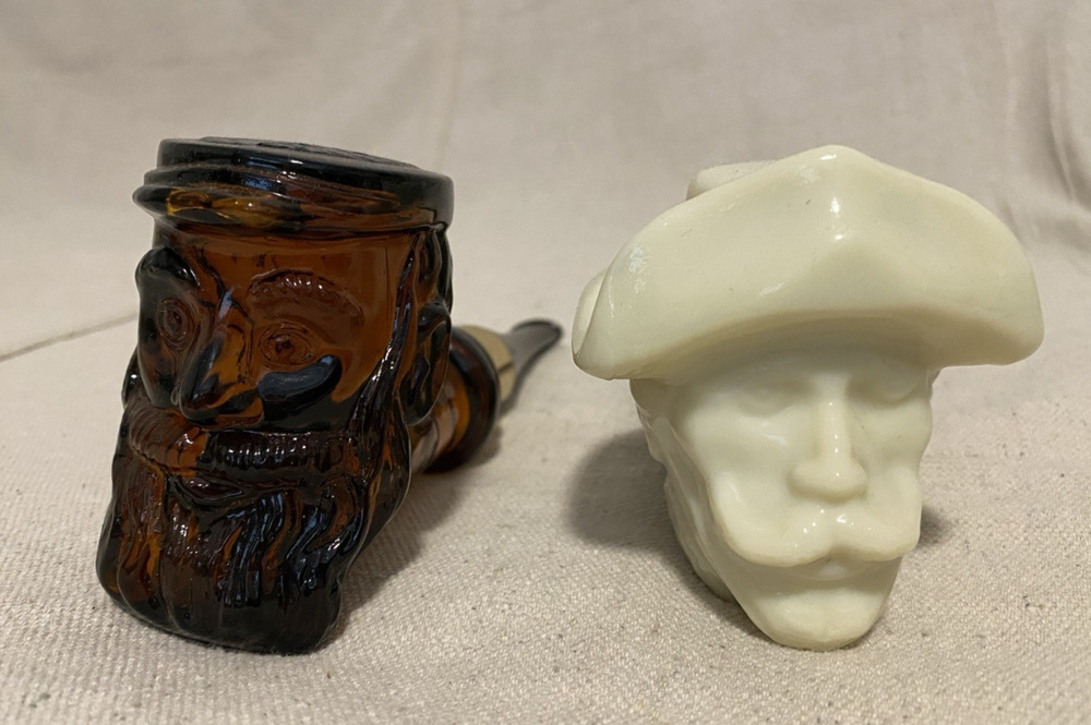 Vtg Lot of 2 Avon Collector Decanter Pipes Deep Woods & Pony Express -Tai Winds